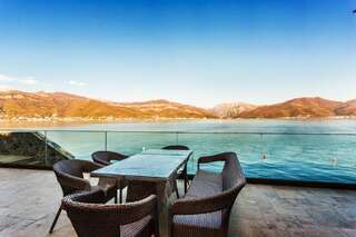 Апартаменты 1st.LINE BEACH RELAX Крашичи Апартаменты с видом на море-8