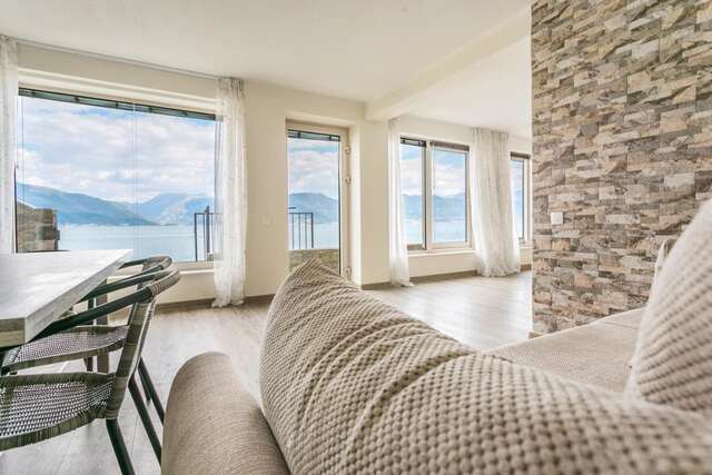 Апартаменты 1st.LINE BEACH RELAX Крашичи-21