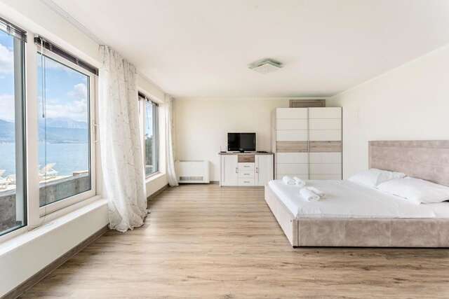 Апартаменты 1st.LINE BEACH RELAX Крашичи-34