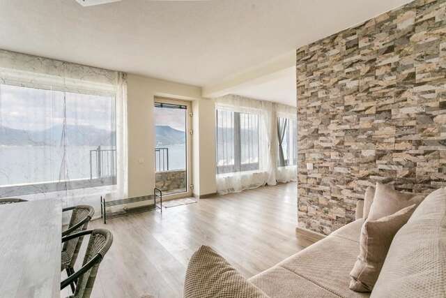 Апартаменты 1st.LINE BEACH RELAX Крашичи-40